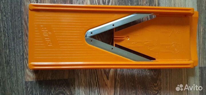 Терка (струг) для фруктов и овощей Borner