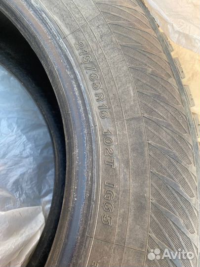 Yokohama Ice Guard IG65 215/65 R16 120T