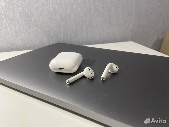 Airpods 2