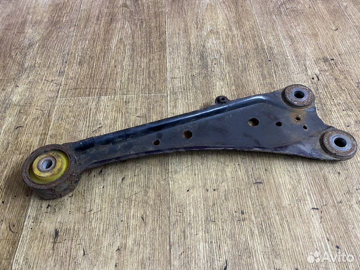 Рычаг задний левый Rаv 4 ха30 Toyota RAV4