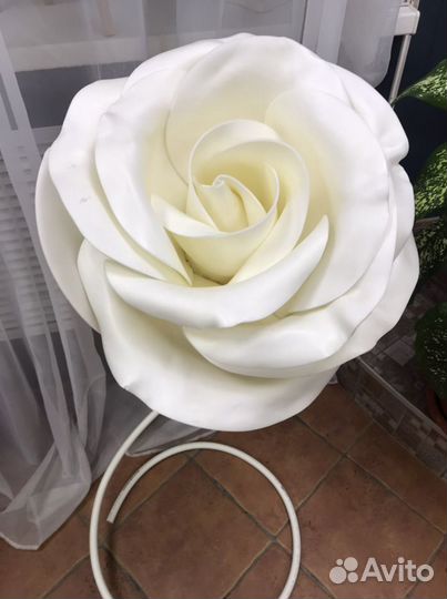 Искусственные цветы для декора