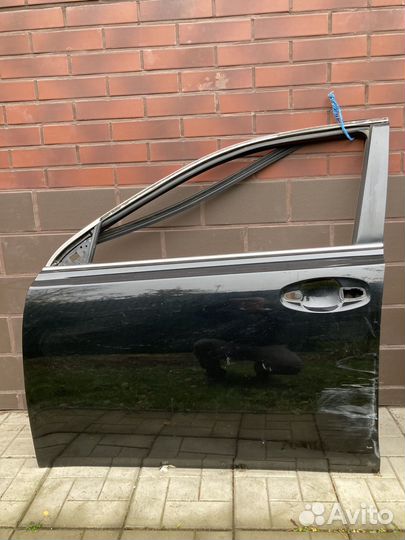 Двери на legacy седан bm 2010