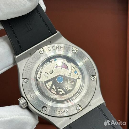 Часы Hublot Classic Fusion