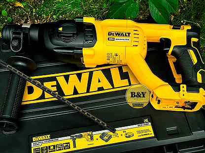 Перфоратор DeWalt DCH133 20B