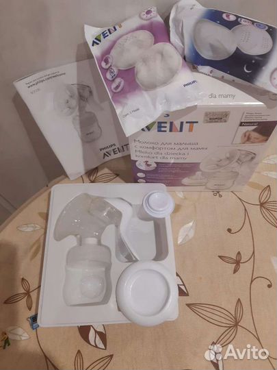 Продается ручной молокоотсос avent