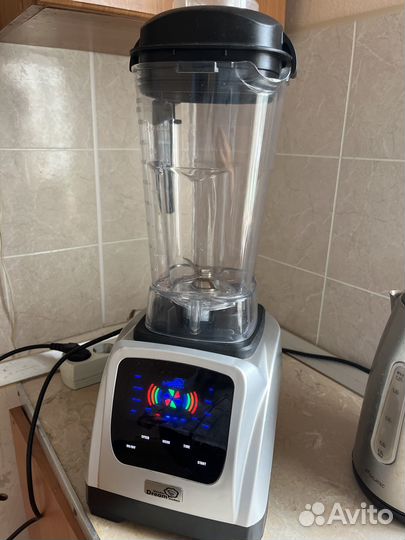 Продам мощный погружной блендер Bdm 06