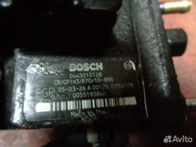 Насос топливный (тнвд) Opel Zafira B