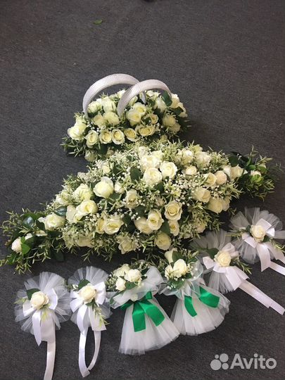 Свадебные украшения на машину