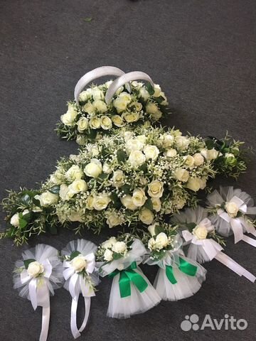 Свадебные украшения на машину