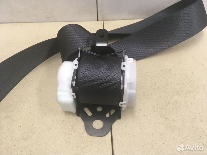 Ремень безопасности Hi Lux 2015