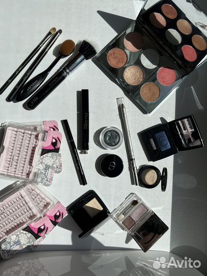 Набор косметики(Dior, Becca,Clinique,Givanchy