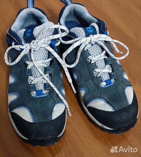 Трекинговые ботинки 38