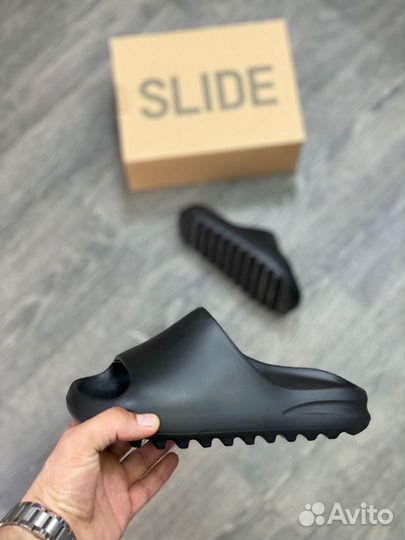 Сланцы Adidas Yeezy Slide Black (36-45)