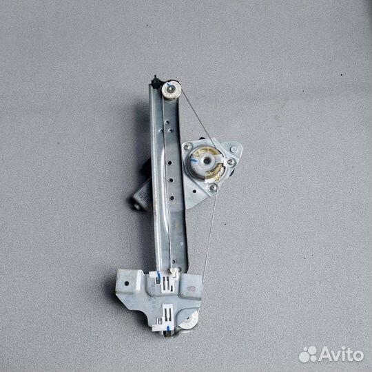 Задний левый стеклоподъемник LADA largus