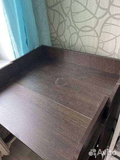 Пеленальный столик