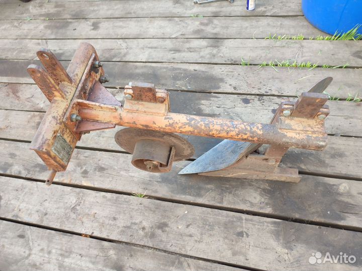 Плуг минитрактора кмз-012