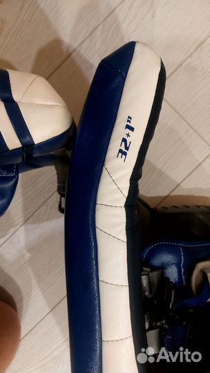 Вратарские щитки warrior