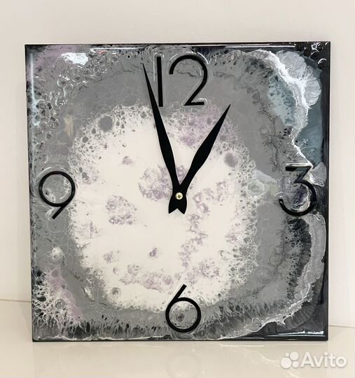 Дизайнерские часы ручная работа