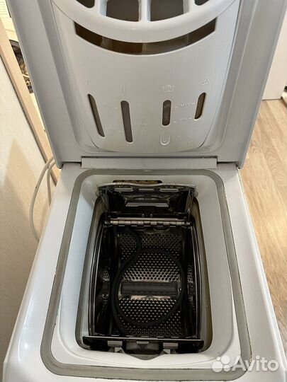 Стиральная машина с вертикальной загрузкой