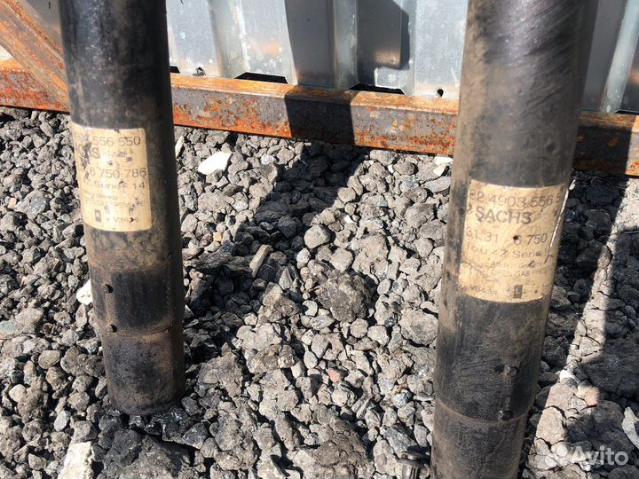 Бмв е46 стойки передние амортизаторы к-кт