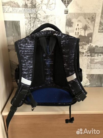 Школьный рюкзак