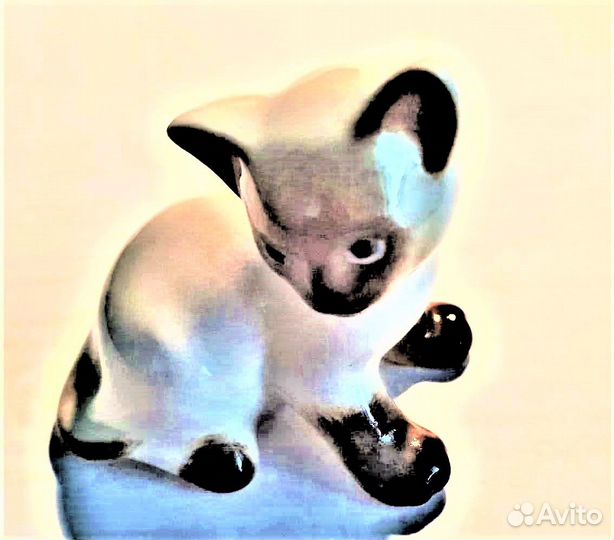 Скульптура ифз Котенок Парамоша сиамский, фарфор