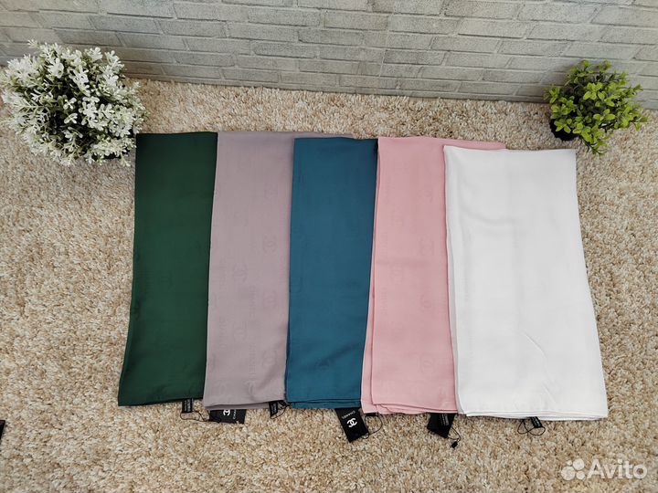 Платок Christian Dior и Chanel