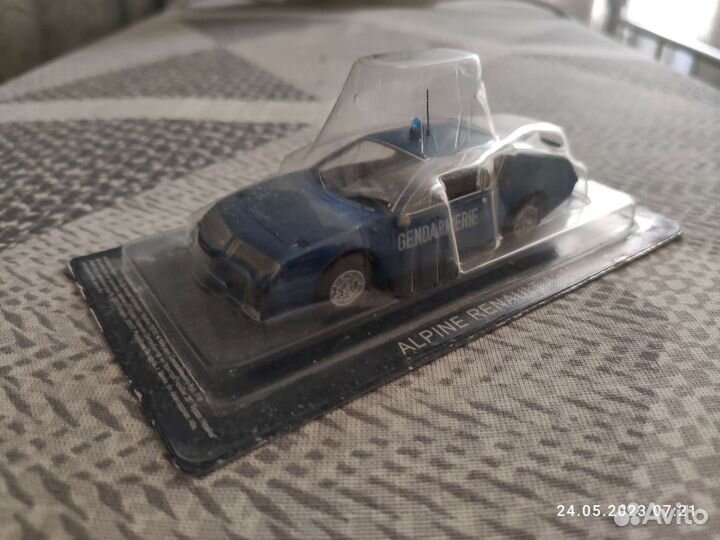 Модель Renault A310 1:43