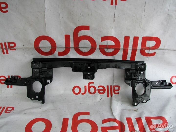 VW Touareg панель передняя телевизор 2010+