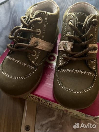 Ботиночки ортопедические новые