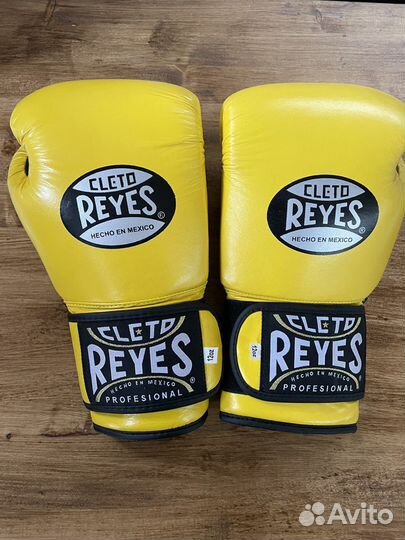 Боксерские перчатки Cleto reyes