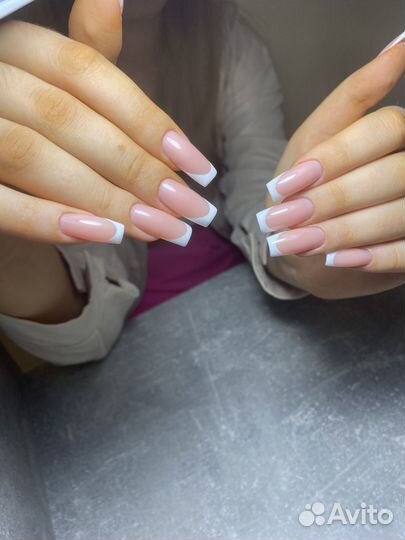 Наращивание ногтей