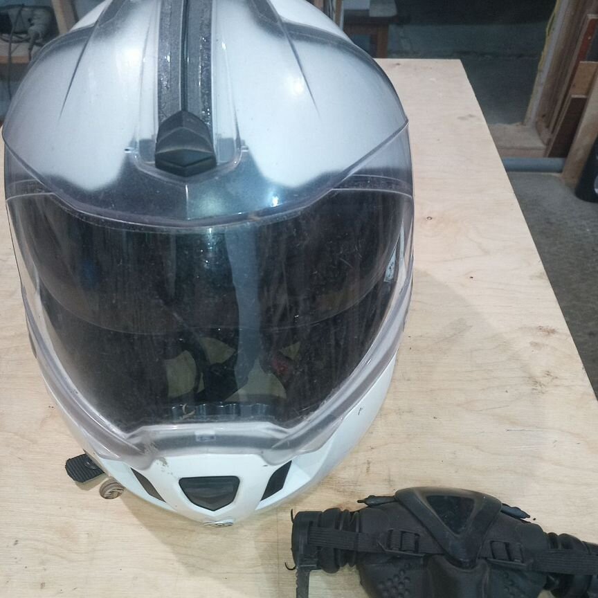 шлем для снегохода Купить запчасти и аксессуары для машин и