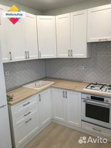 Белая кухня