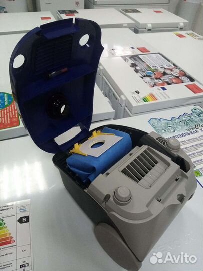 Пылесос Samsung SC 4140 новый