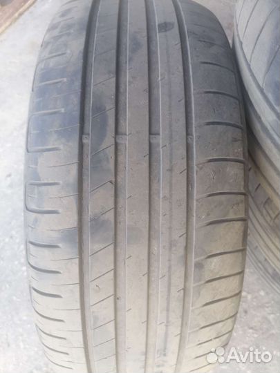 Goodyear EfficientGrip Performance 215/55 R17