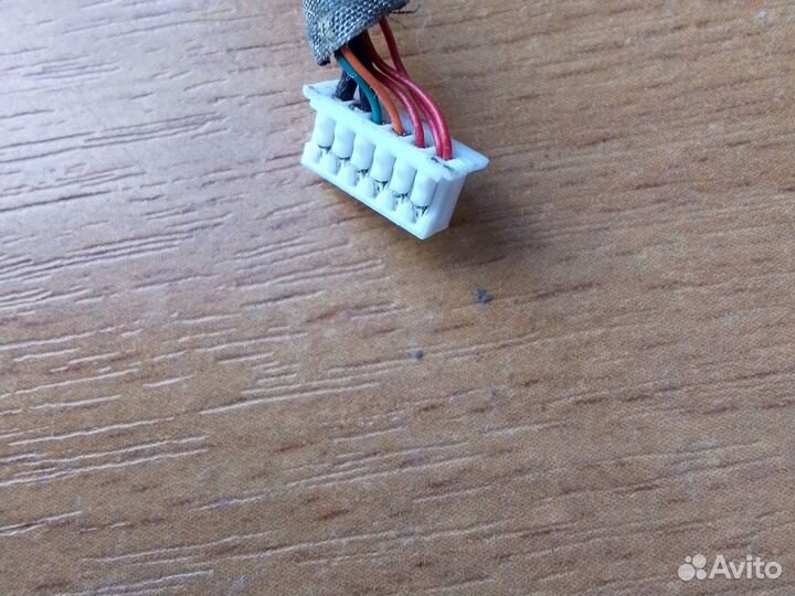 Шлейф от матрицы ноутбука Wistron Bolsena LCD 15