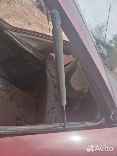 Амортизатор крышки багажника Seat Toledo 1