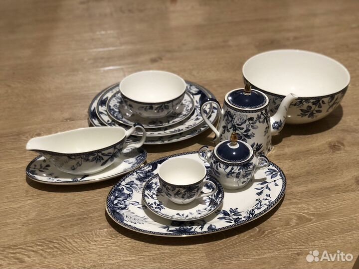 Набор столовой посуды новый на 6 персон