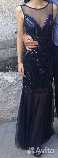Вечернее платье
