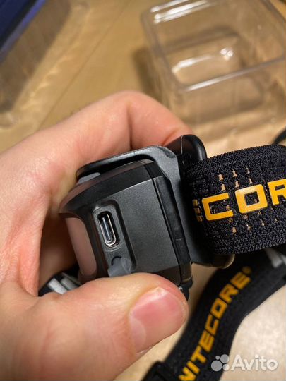 Налобный фонарь nitecore