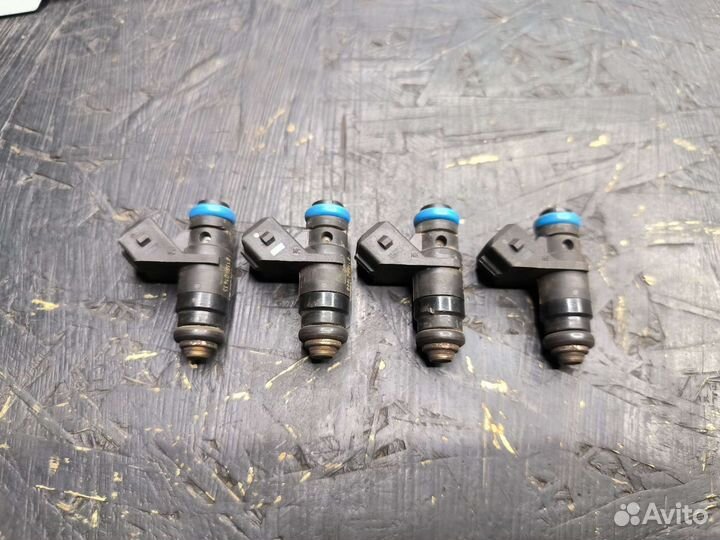 Форсунка топливная Renault Fluence