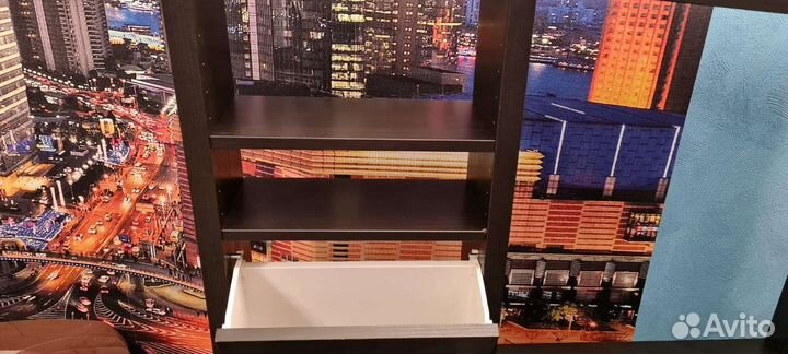 Письменый стол IKEA Micke (угловой)