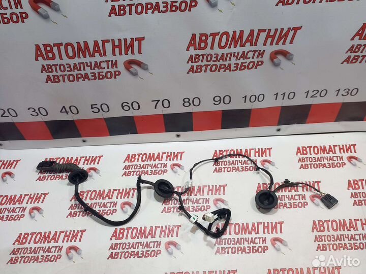 Проводка двери задней левой Хендай Туксон 3 TL