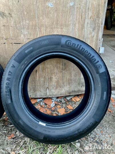 Continental ContiPremiumContact 5 SUV 225/60 R17