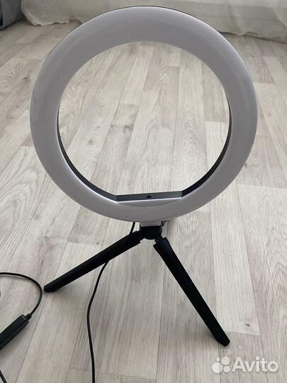 Кольцевая лампа