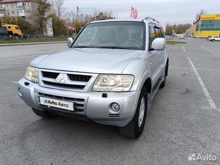 Mitsubishi Pajero 3.2 AT, 2005, 350 000 км