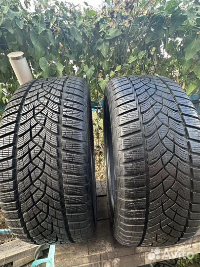 Goodyear UltraGrip Performance+ 235/45 R18 98V