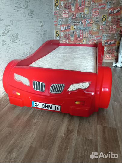 Объемная кровать машина