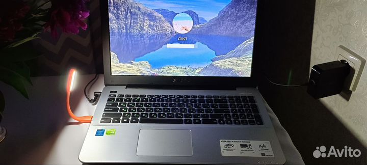 Светильник светодиодный для ноутбука